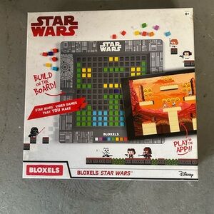Star Wars Bloxels Building Set - Black, Gray, Green, Yellow